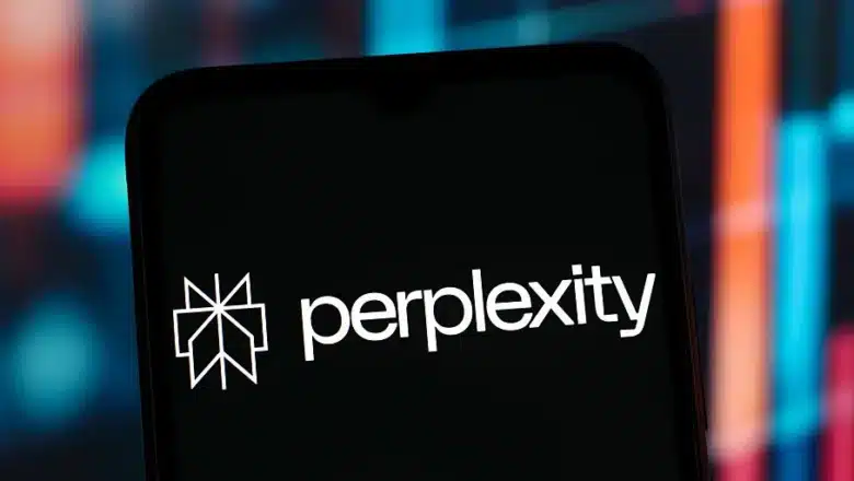 La empresa de IA Perplexity ofrece 34,500 mdd por el navegador Chrome de Google