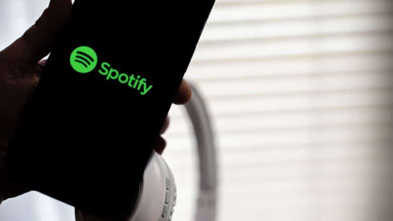 Spotify espera fuertes ganancias por aumentos de precios y crecimiento de usuarios