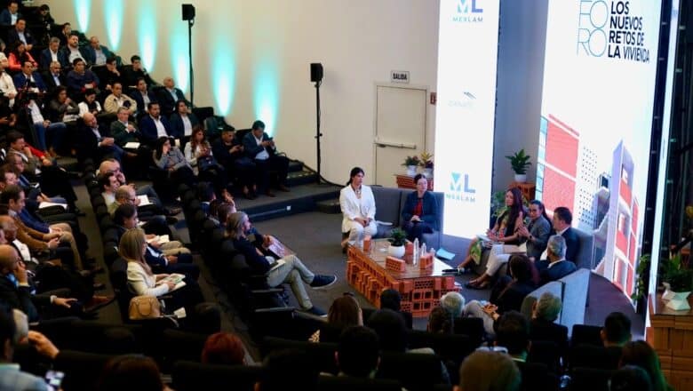 NOVACERAMIC PRESENTA EL FORO: LOS NUEVOS RETOS DE LA VIVIENDA