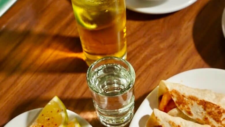 El destilado que une a México: lugares para celebrar el Día del Tequila El tequila se sirve en la ciudad: barras y restaurantes para celebrar su día Lugares que celebran el Día del Tequila en la Ciudad de México